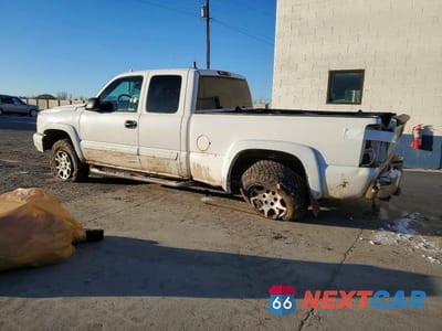 Drugie zdjęcie samochodu z przodu: 2007 CHEVROLET SILVERADO K1500 CLASSIC VIN:1GCEK19B57Z128525 - miniatura