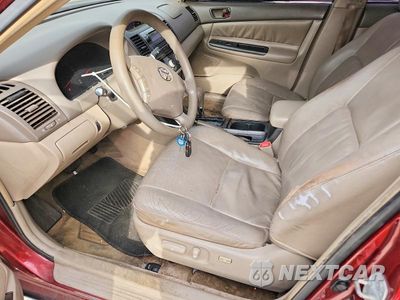 Zdjęcie 7 z 11 samochodu: 2005 TOYOTA CAMRY LE VIN:4T1BE32K75U036676 - miniatura