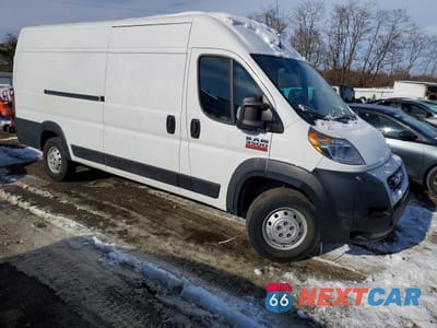 Czwarte zdjęcie samochodu z boku: 2021 RAM PROMASTER 3500 CARGO VAN HIGH ROOF 159 WB EXT VIN:3C6MRVJG7ME537646 - miniatura