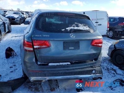 Zdjęcie 6 z 11 samochodu: 2017 MERCEDES-BENZ GLC 300 4MATIC VIN:WDC0G4KB9HF263902 - miniatura