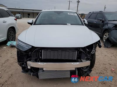 Piąte zdjęcie samochodu w środku: 2025 AUDI Q5 E PREMIUM PLUS 55 VIN:WA1E2AFY1S2014798 - miniatura