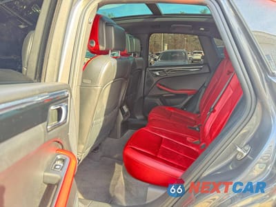 Zdjęcie 7 z 13 samochodu: 2015 PORSCHE MACAN S VIN:WP1AB2A53FLB66166 - miniatura