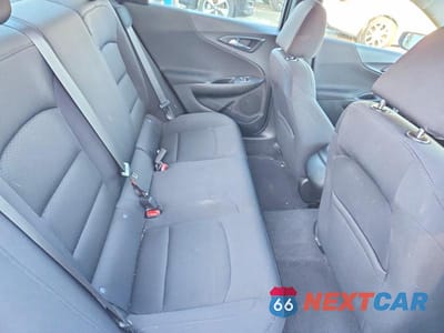Zdjęcie 10 z 12 samochodu: 2021 CHEVROLET MALIBU LS VIN:1G1ZC5ST3MF086399 - miniatura