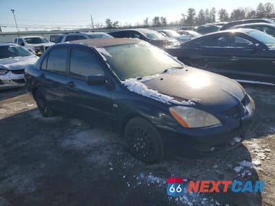Czwarte zdjęcie samochodu z boku: 2005 MITSUBISHI LANCER VIN:JA3AJ26E75U013200 - miniatura