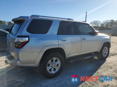 Trzecie zdjęcie samochodu z tyłu: 2016 TOYOTA 4RUNNER SR5 VIN:JTEZU5JR3G5115299 - miniatura