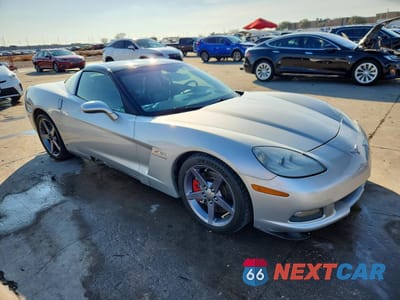 Czwarte zdjęcie samochodu z boku: 2007 CHEVROLET CORVETTE VIN:1G1YY26U875104940 - miniatura