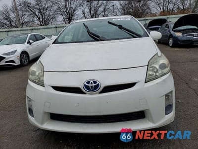 Piąte zdjęcie samochodu w środku: 2010 TOYOTA PRIUS VIN:JTDKN3DU0A0022221 - miniatura