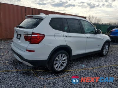 Trzecie zdjęcie samochodu z tyłu: 2017 BMW X3 SDRIVE28I VIN:5UXWZ7C31H0X42237 - miniatura