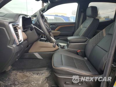Zdjęcie 7 z 12 samochodu: 2026 GMC CANYON DENALI VIN:1GTP2FEK6T1131860 - miniatura