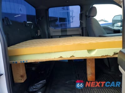 Zdjęcie 10 z 12 samochodu: 2020 FORD F350 SUPER DUTY VIN:1FT8W3DT9LEE98102 - miniatura