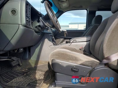 Zdjęcie 7 z 11 samochodu: 2003 CHEVROLET SILVERADO K1500 VIN:1GCEK19T13E123395 - miniatura