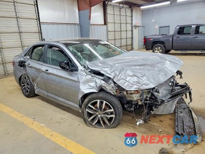 Czwarte zdjęcie samochodu z boku: 2025 VOLKSWAGEN JETTA SE VIN:3VW7X7BU9SM060844 - miniatura