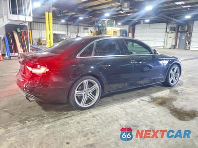 Trzecie zdjęcie samochodu z tyłu: 2016 AUDI S4 PREMIUM PLUS VIN:WAUBGAFLXGA010581 - miniatura