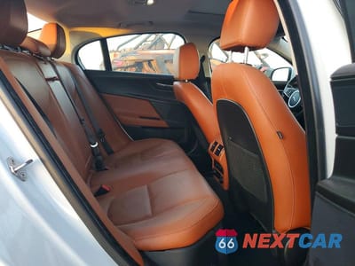 Zdjęcie 10 z 11 samochodu: 2018 JAGUAR XE VIN:SAJAH4EV9JCP17152 - miniatura