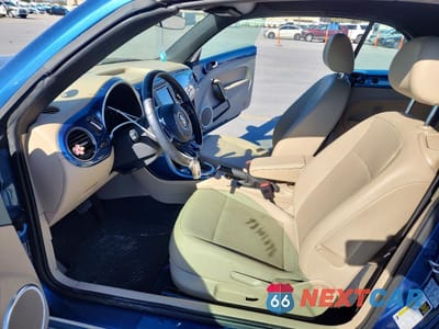 Zdjęcie 7 z 12 samochodu: 2019 VOLKSWAGEN BEETLE S VIN:3VW5DAAT7KM512411 - miniatura