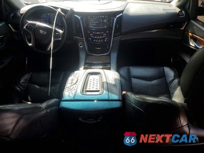 Zdjęcie 8 z 13 samochodu: 2017 CADILLAC ESCALADE ESV LUXURY VIN:1GYS4HKJ5HR262261 - miniatura