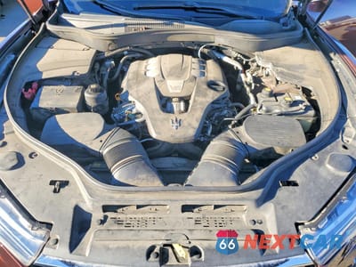 Zdjęcie 12 z 13 samochodu: 2017 MASERATI LEVANTE LUXURY VIN:ZN661XUL8HX211808 - miniatura