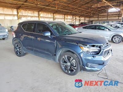 Czwarte zdjęcie samochodu z boku: 2021 VOLVO XC40 T5 INSCRIPTION VIN:YV4162UL0M2582028 - miniatura