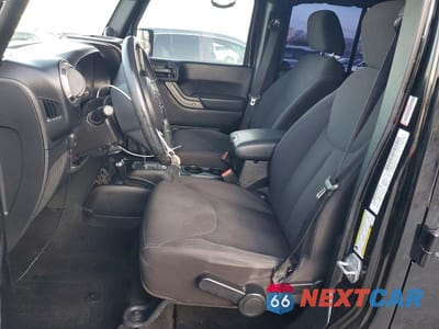 Zdjęcie 7 z 12 samochodu: 2014 JEEP WRANGLER UNLIMITED SPORT VIN:1C4BJWDG3EL325019 - miniatura