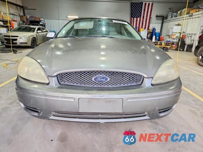 Piąte zdjęcie samochodu w środku: 2004 FORD TAURUS SEL VIN:1FAFP56S94G166726 - miniatura