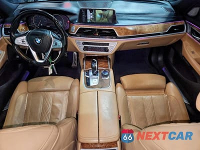 Zdjęcie 8 z 13 samochodu: 2017 BMW 750 XI VIN:WBA7F2C56HG422631 - miniatura