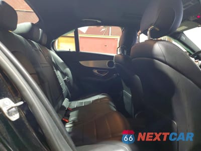 Zdjęcie 10 z 13 samochodu: 2018 MERCEDES-BENZ C 300 4MATIC VIN:55SWF4KB7JU272545 - miniatura