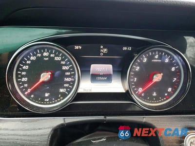 Zdjęcie 9 z 12 samochodu: 2018 MERCEDES-BENZ E 300 4MATIC VIN:WDDZF4KB5JA328589 - miniatura