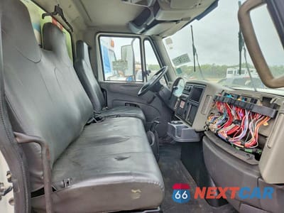 Zdjęcie 11 z 14 samochodu: 2013 INTERNATIONAL 4300 BOX TRUCK VIN:1HTJTSKM3DH151528 - miniatura