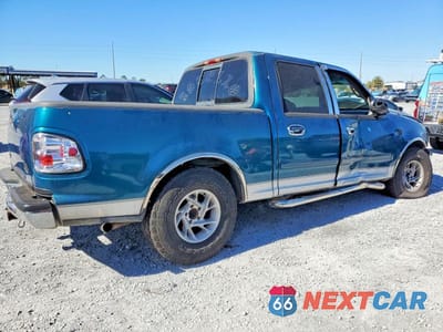 Trzecie zdjęcie samochodu z tyłu: 2001 FORD F150 SUPERCREW VIN:1FTRW07WX1KE67769 - miniatura