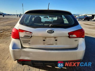 Zdjęcie 6 z 12 samochodu: 2011 KIA FORTE EX VIN:KNAFU5A20B5356737 - miniatura