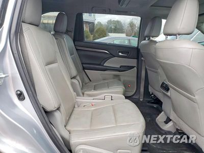 Zdjęcie 11 z 14 samochodu: 2015 TOYOTA HIGHLANDER HYBRID LIMITED VIN:5TDDCRFH8FS008976 - miniatura