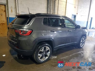Trzecie zdjęcie samochodu z tyłu: 2019 JEEP COMPASS LIMITED VIN:3C4NJDCB4KT683401 - miniatura