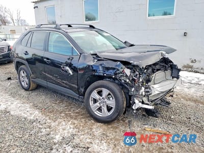 Czwarte zdjęcie samochodu z boku: 2024 TOYOTA RAV4 XLE VIN:2T3P1RFV9RC486398 - miniatura