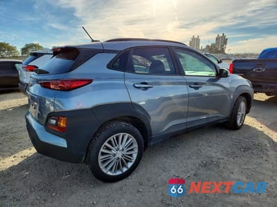 Trzecie zdjęcie samochodu z tyłu: 2020 HYUNDAI KONA SEL VIN:KM8K2CAA9LU473965 - miniatura