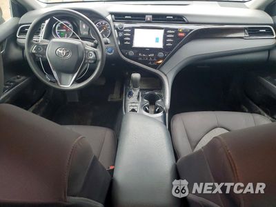 Zdjęcie 8 z 13 samochodu: 2020 TOYOTA CAMRY LE VIN:4T1C31AK3LU530465 - miniatura