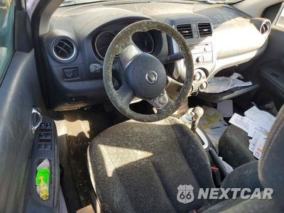 Zdjęcie 8 z 13 samochodu: 2014 NISSAN VERSA S VIN:3N1CN7AP2EL822847 - miniatura