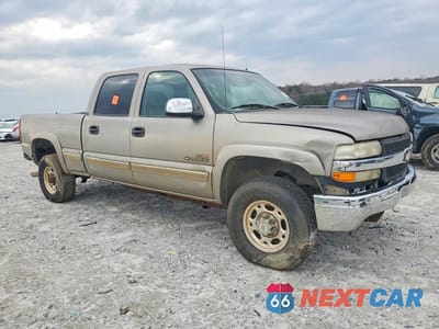 Czwarte zdjęcie samochodu z boku: 2002 CHEVROLET SILVERADO C2500 HEAVY DUTY VIN:1GCHC23162F174178 - miniatura