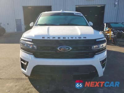 Piąte zdjęcie samochodu w środku: 2023 FORD EXPEDITION LIMITED VIN:1FMJU1K81PEA67040 - miniatura
