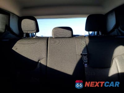 Zdjęcie 10 z 12 samochodu: 2015 JEEP RENEGADE LATITUDE VIN:ZACCJABH0FPB71370 - miniatura