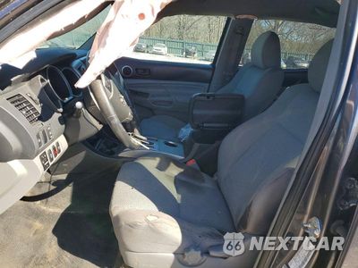 Zdjęcie 7 z 11 samochodu: 2015 TOYOTA TACOMA DOUBLE CAB VIN:3TMLU4EN7FM196537 - miniatura