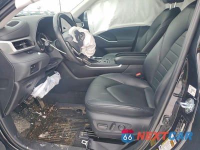 Zdjęcie 7 z 11 samochodu: 2023 TOYOTA HIGHLANDER L VIN:5TDKDRBH8PS040340 - miniatura