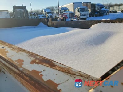 Zdjęcie 10 z 13 samochodu: 2002 FORD F450 SUPER DUTY DUMP TRUCK VIN:1FDXF46F22EA18341 - miniatura