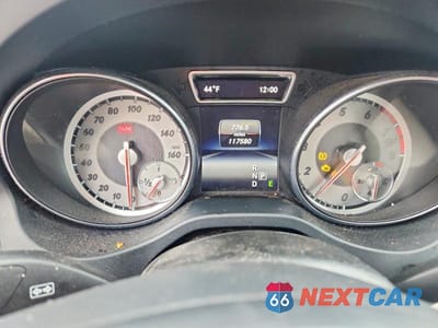 Zdjęcie 9 z 11 samochodu: 2015 MERCEDES-BENZ CLA 250 VIN:WDDSJ4EB3FN168448 - miniatura