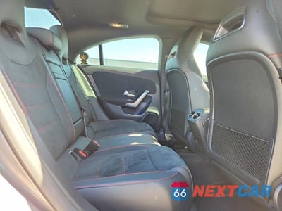 Zdjęcie 10 z 11 samochodu: 2021 MERCEDES-BENZ CLA 250 VIN:W1K5J4GB8MN196530 - miniatura