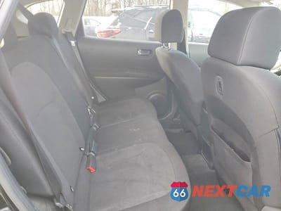 Zdjęcie 11 z 12 samochodu: 2010 NISSAN ROGUE S VIN:JN8AS5MV0AW102189 - miniatura