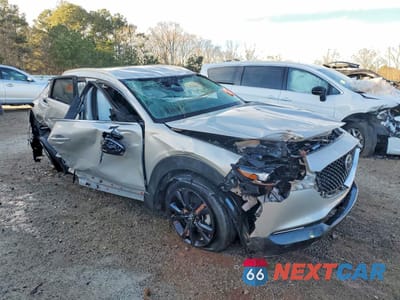 Czwarte zdjęcie samochodu z boku: 2024 MAZDA CX-30 SELECT VIN:3MVDMBBM6RM698284 - miniatura