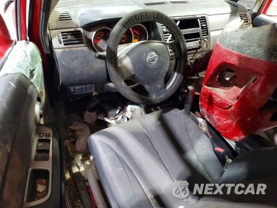 Zdjęcie 8 z 13 samochodu: 2009 NISSAN VERSA S VIN:3N1BC13E49L413927 - miniatura