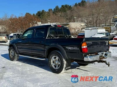 Trzecie zdjęcie samochodu z tyłu: 2004 TOYOTA TACOMA DOUBLE CAB VIN:5TEHN72N94Z455232 - miniatura