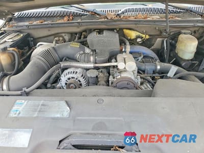Zdjęcie 11 z 12 samochodu: 2002 CHEVROLET SILVERADO C2500 HEAVY DUTY VIN:1GCHC23162F174178 - miniatura