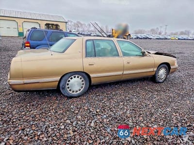 Trzecie zdjęcie samochodu z tyłu: 1998 CADILLAC DEVILLE VIN:1G6KD54YXWU733378 - miniatura